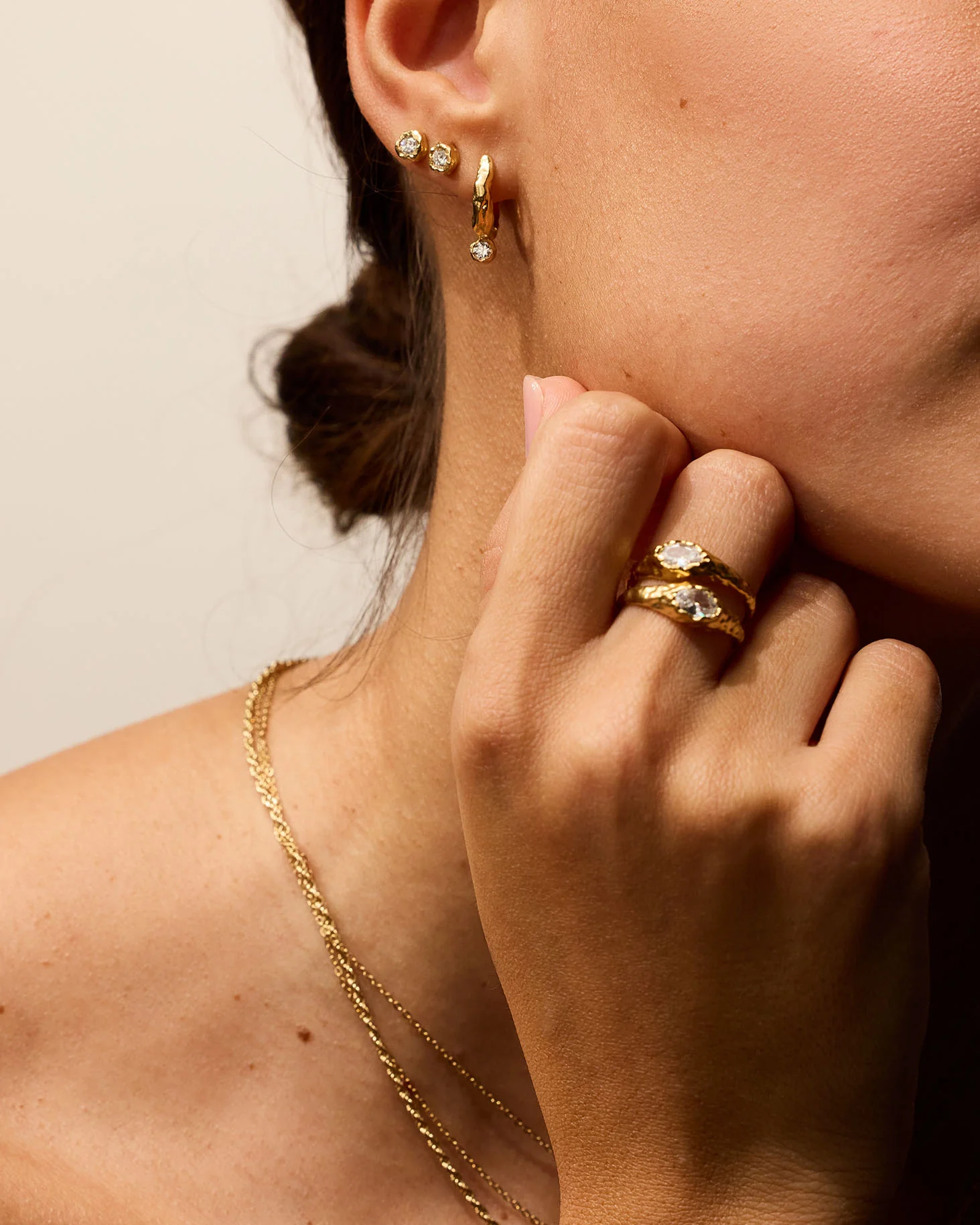 Ada Stud Earrings - Image 5