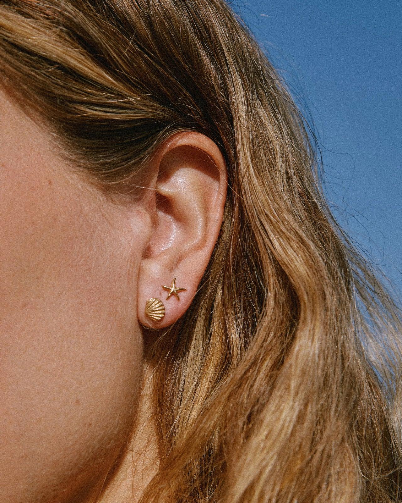 Almé Stud Earrings - Image 4
