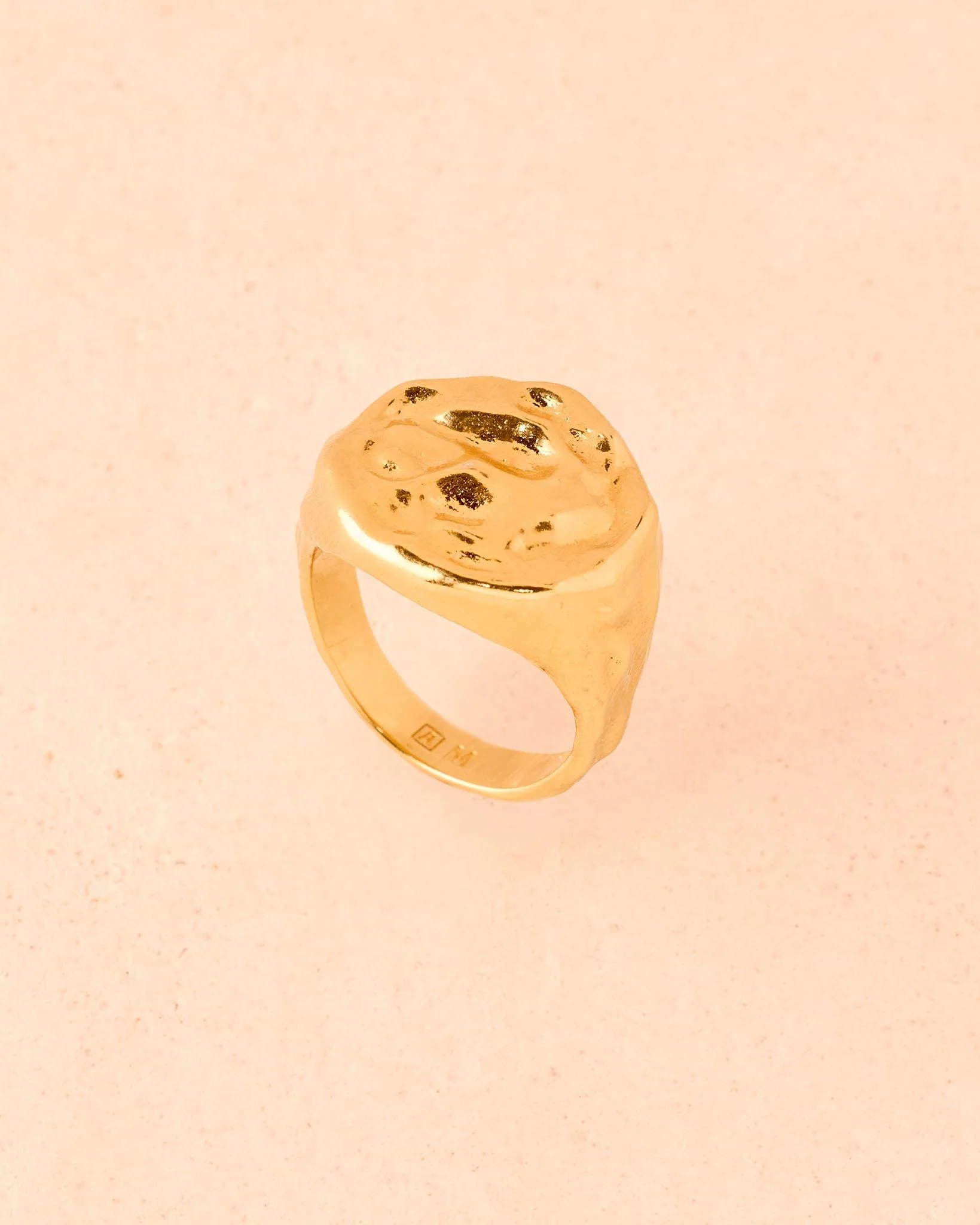 Antonia Ring