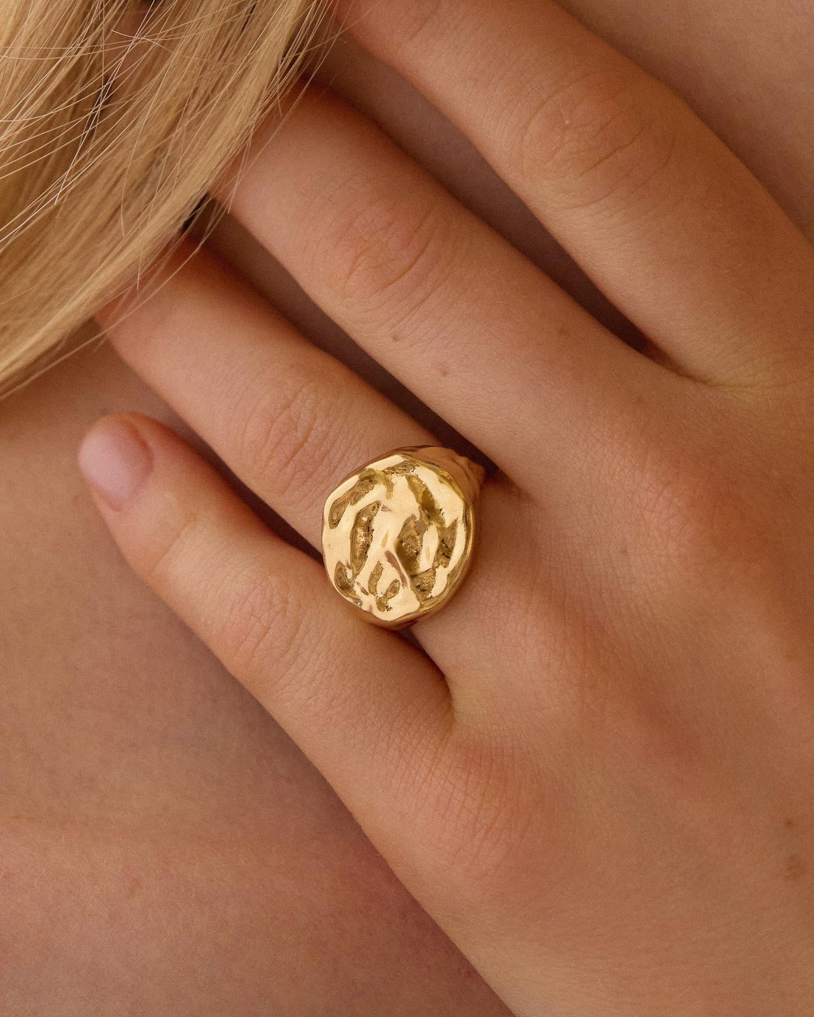 Antonia Ring - Image 2