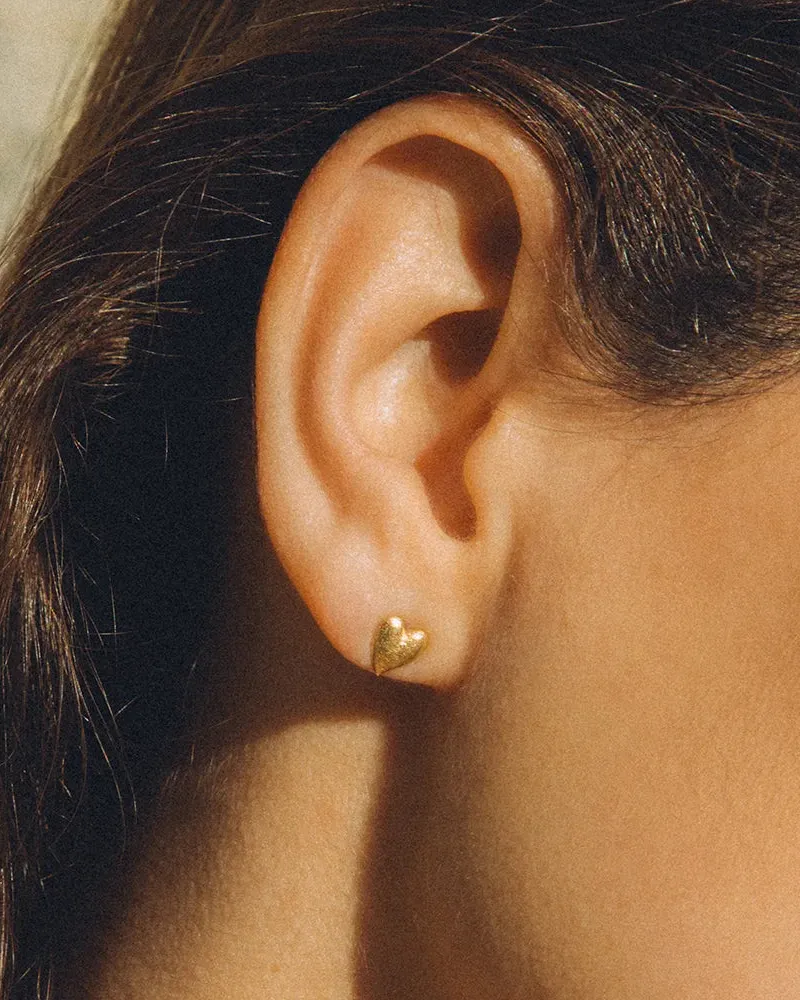 Corà Stud Earrings - Image 3