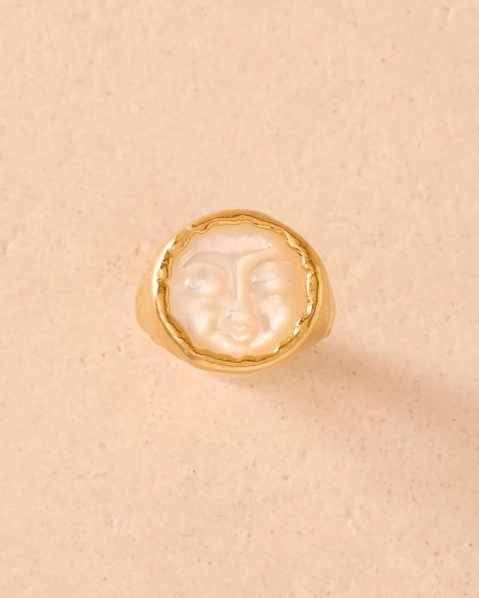 Hëna Ring