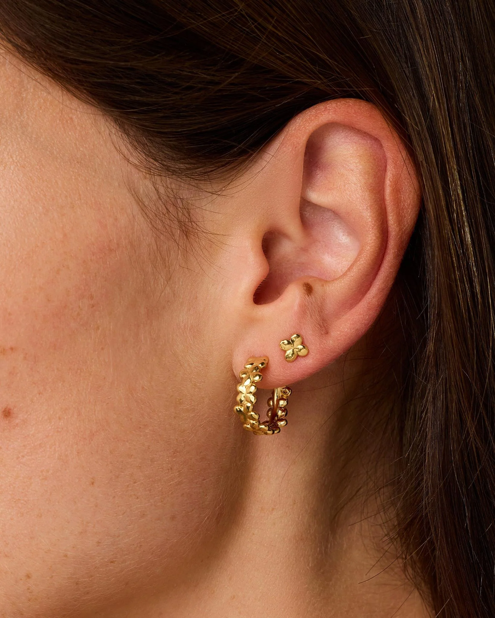 Laeta Stud Earrings - Image 4