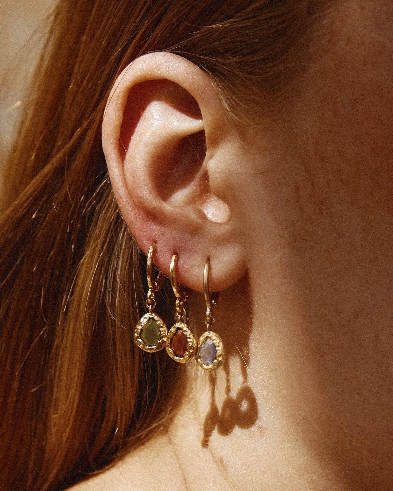 Lysia Crystal Earrings - Image 4