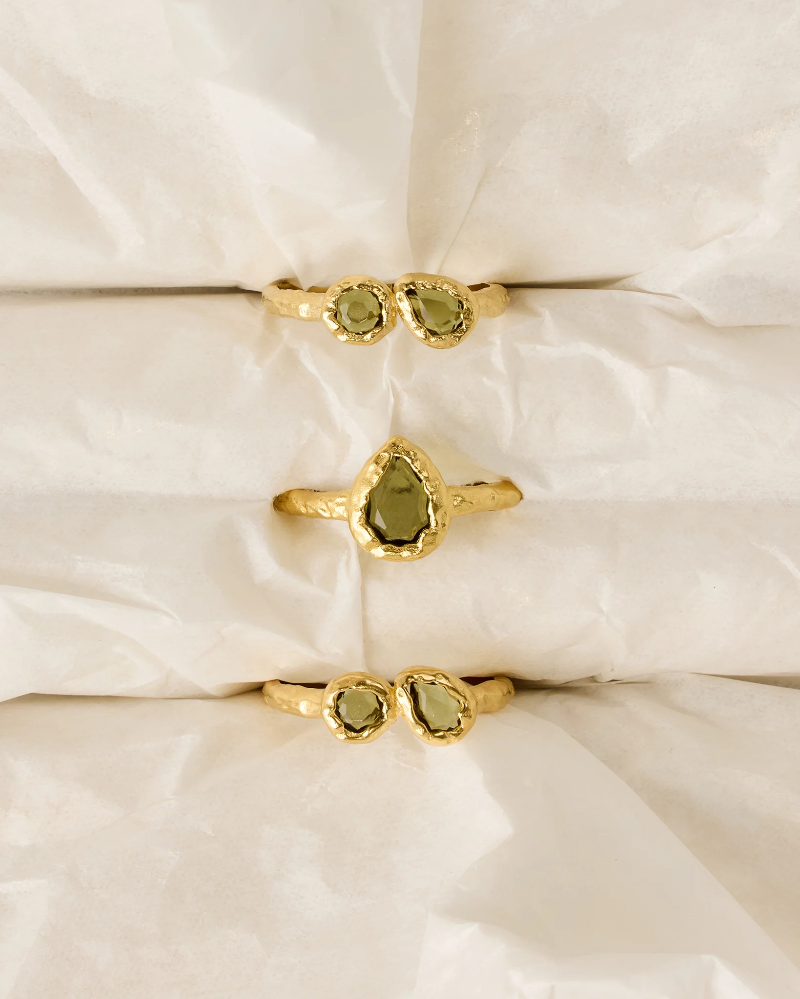 Lysiana Ring - Image 4