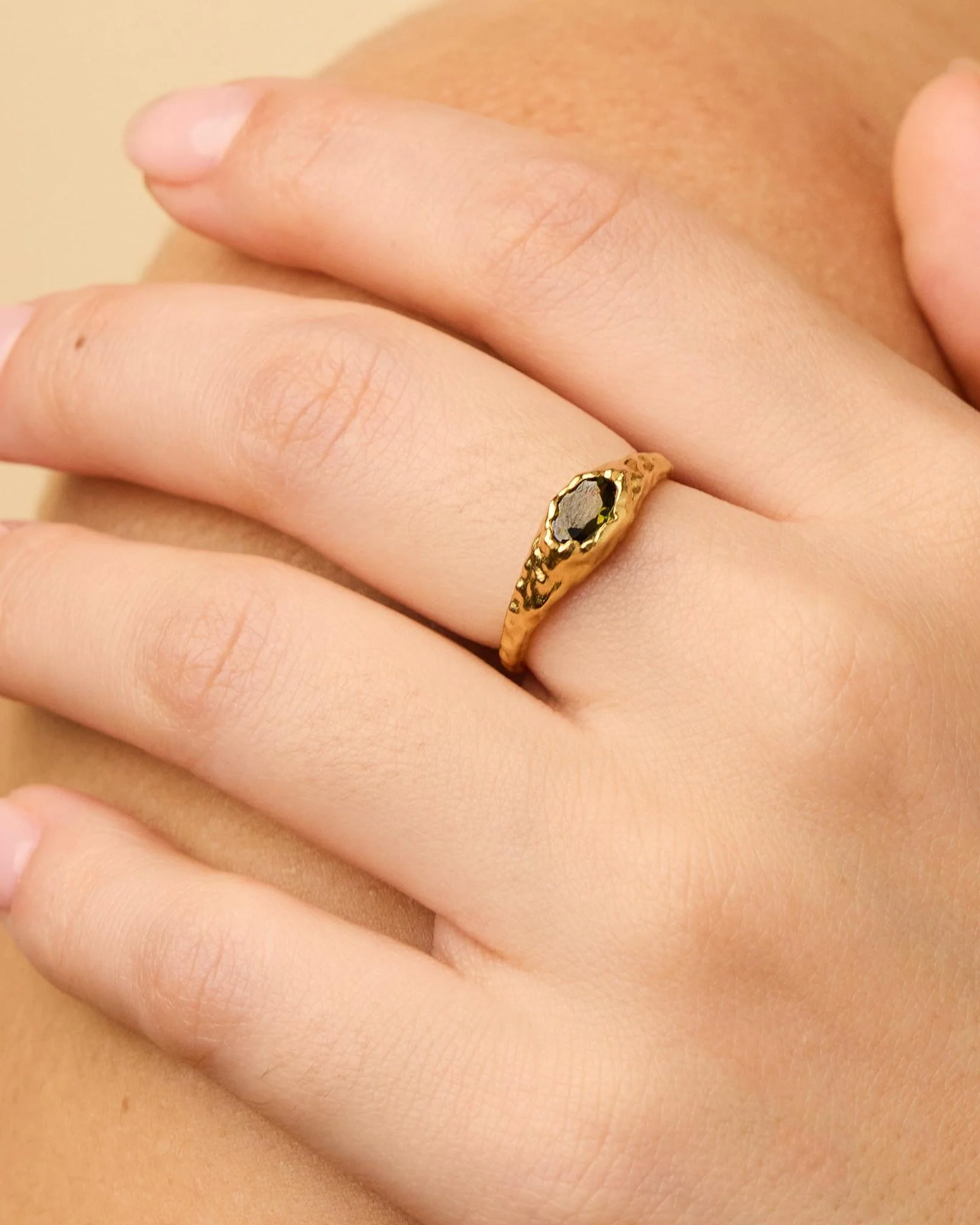 Maria Mini Green Ring - Image 2