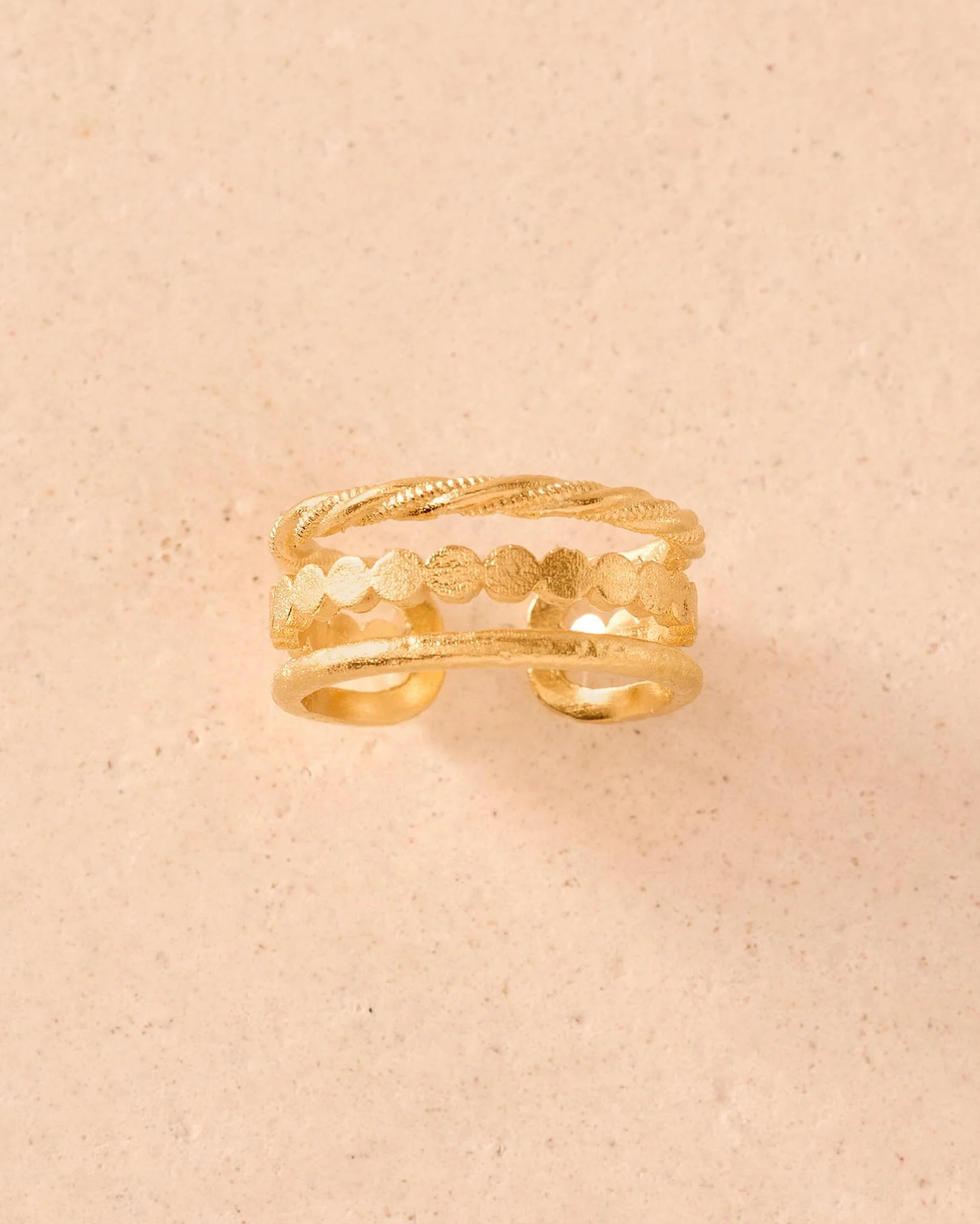 Tyra Ring